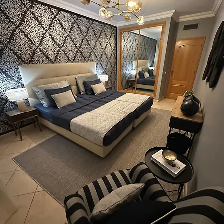 Apartment Beachside 300m From The Sea In *